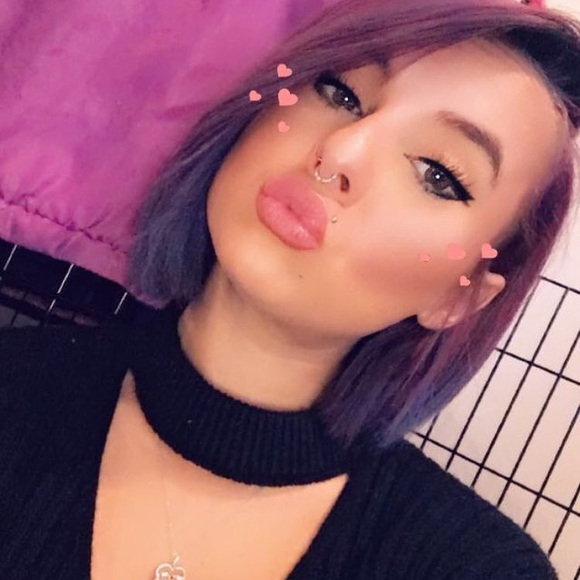 Meet your Posher, Savanna - Picture 1 of 1